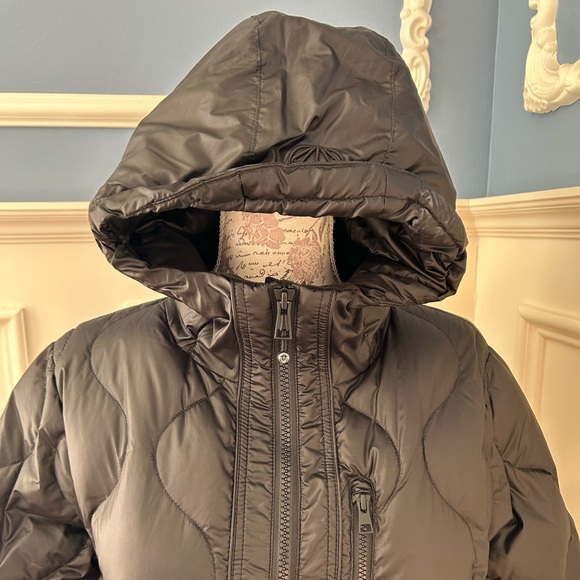 Mondetta down coat - Picture 6 of 12